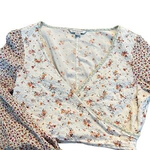 American Eagle cropped blouse size S